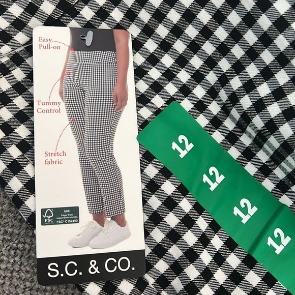 Women's Black and White Checkered Pants - Picture 9 of 10